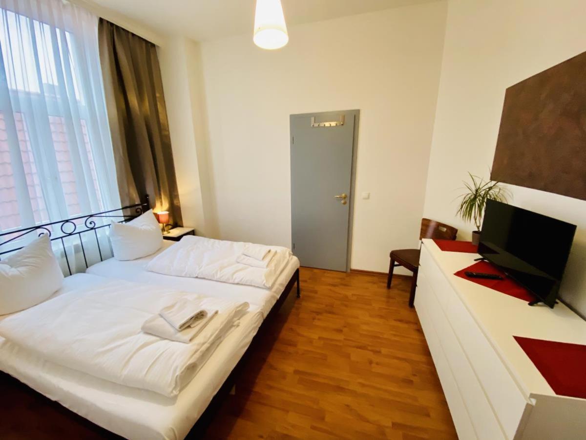 Doppelzimmer Zapfhahn, Direkt Am Alten Strom Rostock Luaran gambar